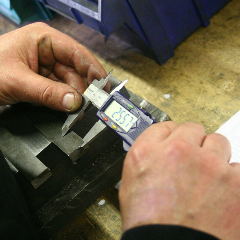 How to Calibrate Precision Measurement Tools